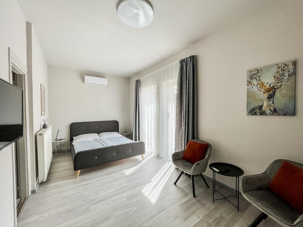 Villa 21 Boutique Rooms Balatonalmádi Εξωτερικό φωτογραφία