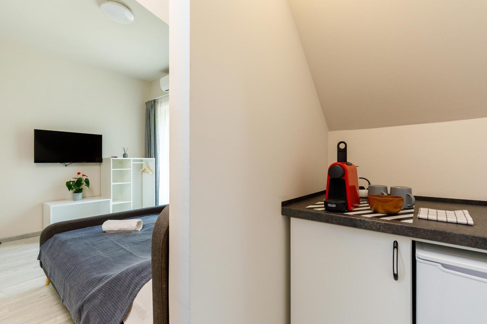 Villa 21 Boutique Rooms Balatonalmádi Εξωτερικό φωτογραφία